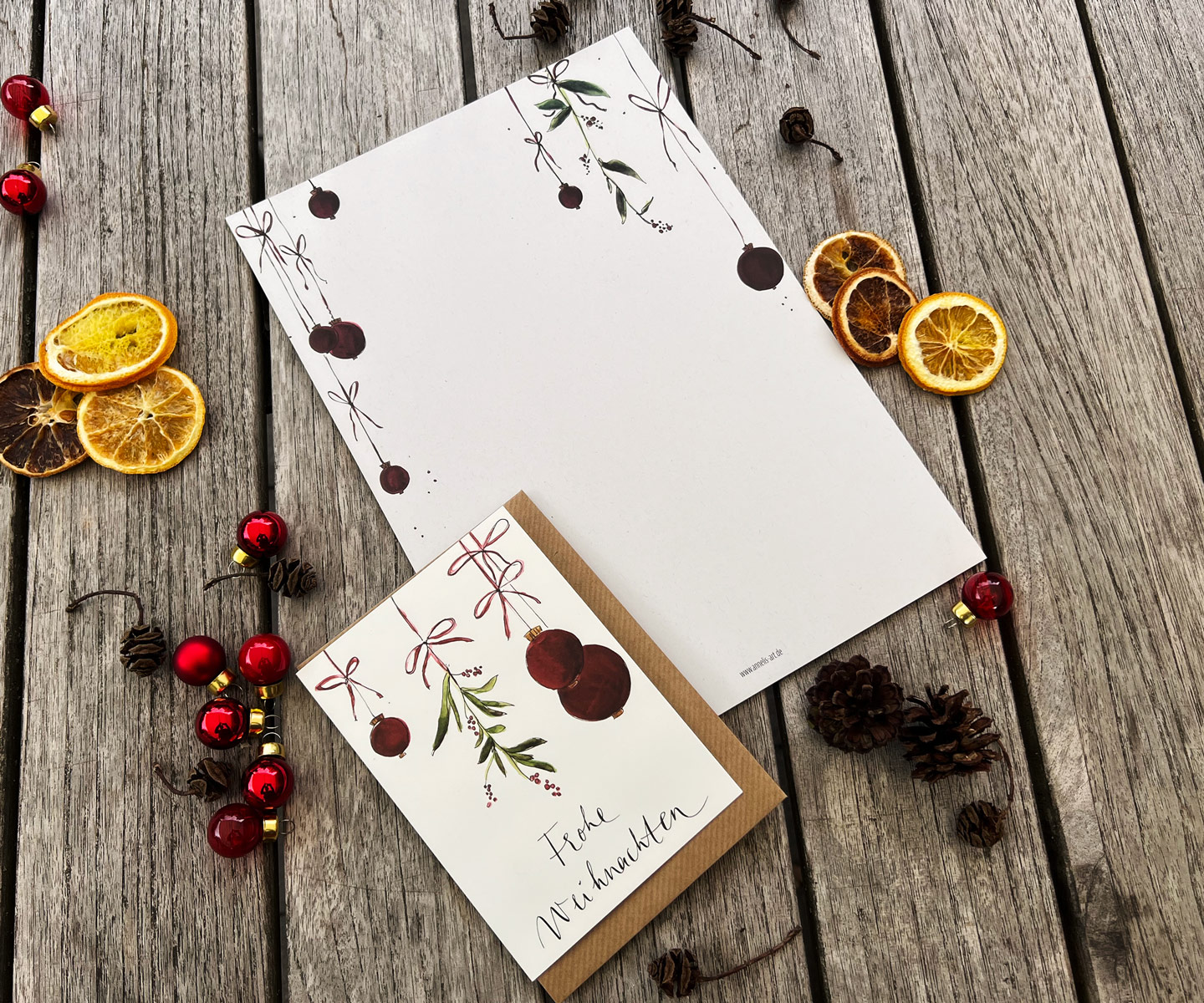 Briefpapier zu Weihnachten "Rote Kugeln" | DIN A4  25 Blatt auf hochwertigem Recycling-Papier